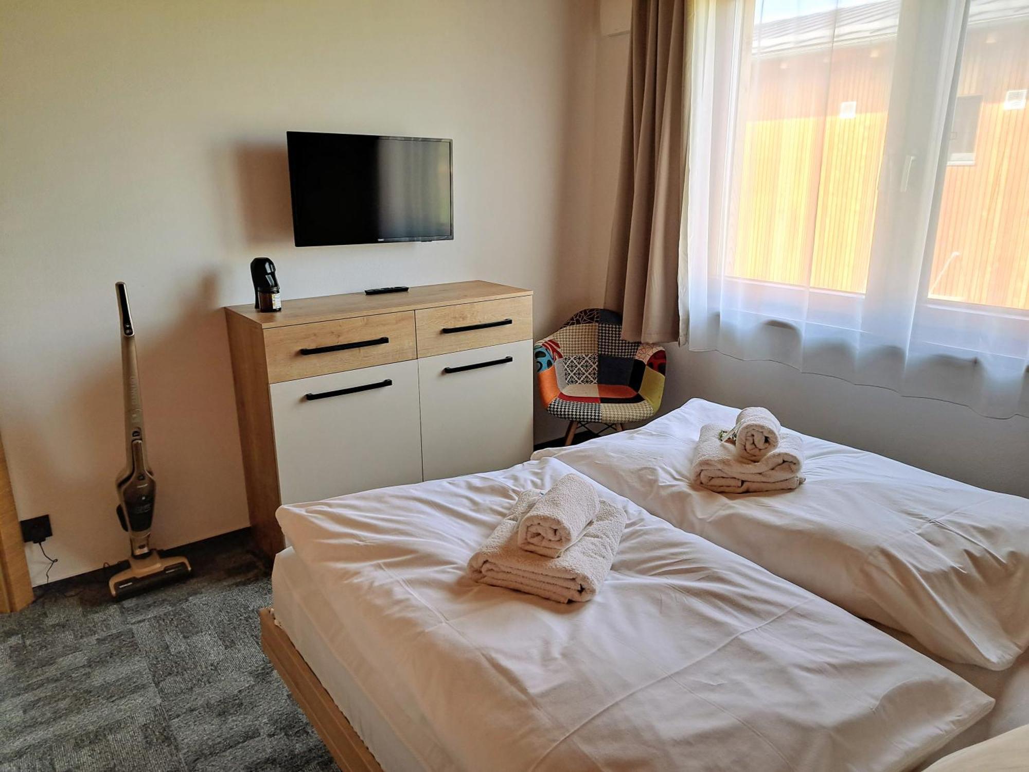 Apartmany ฮราบูชิเซ ภายนอก รูปภาพ